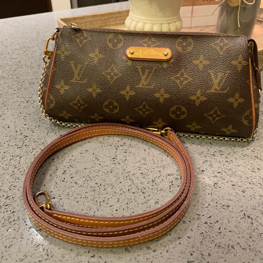 Louis Vuitton monogram Eva clutch